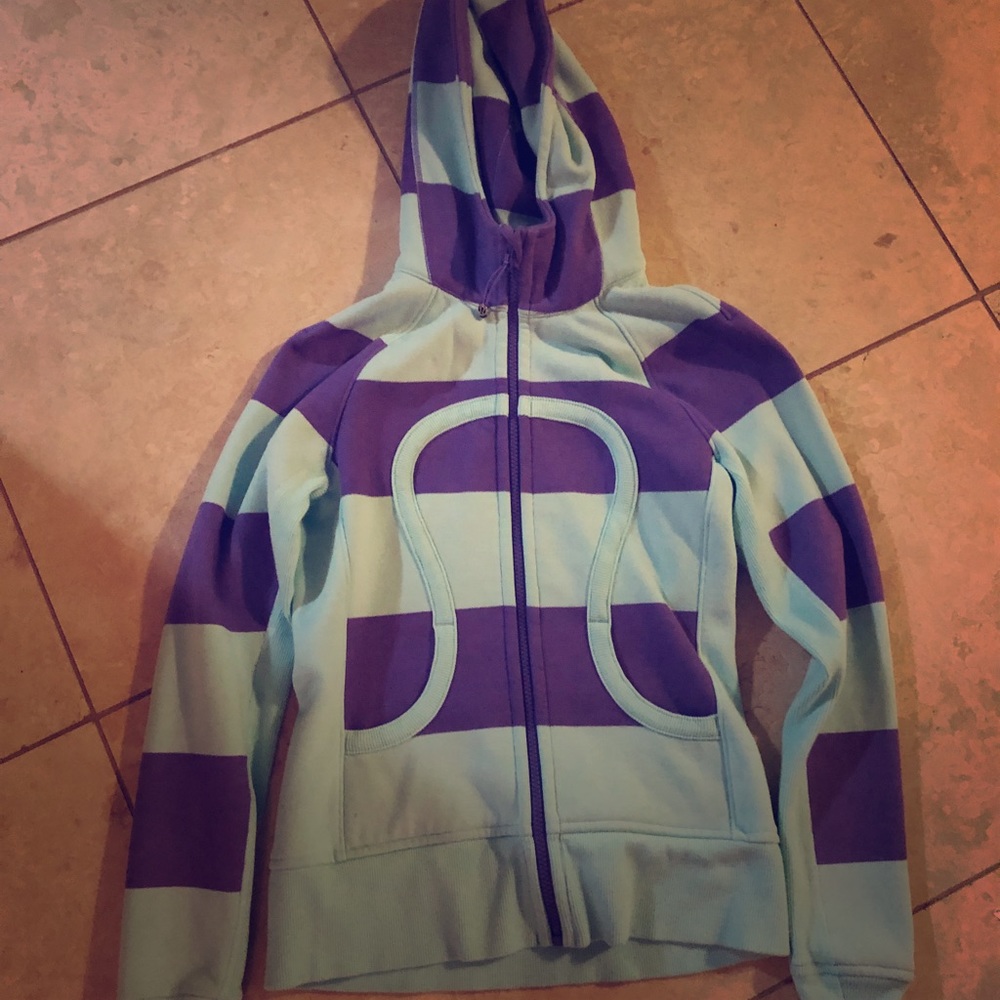 Lululemon scuba hoodie NWOT size 4